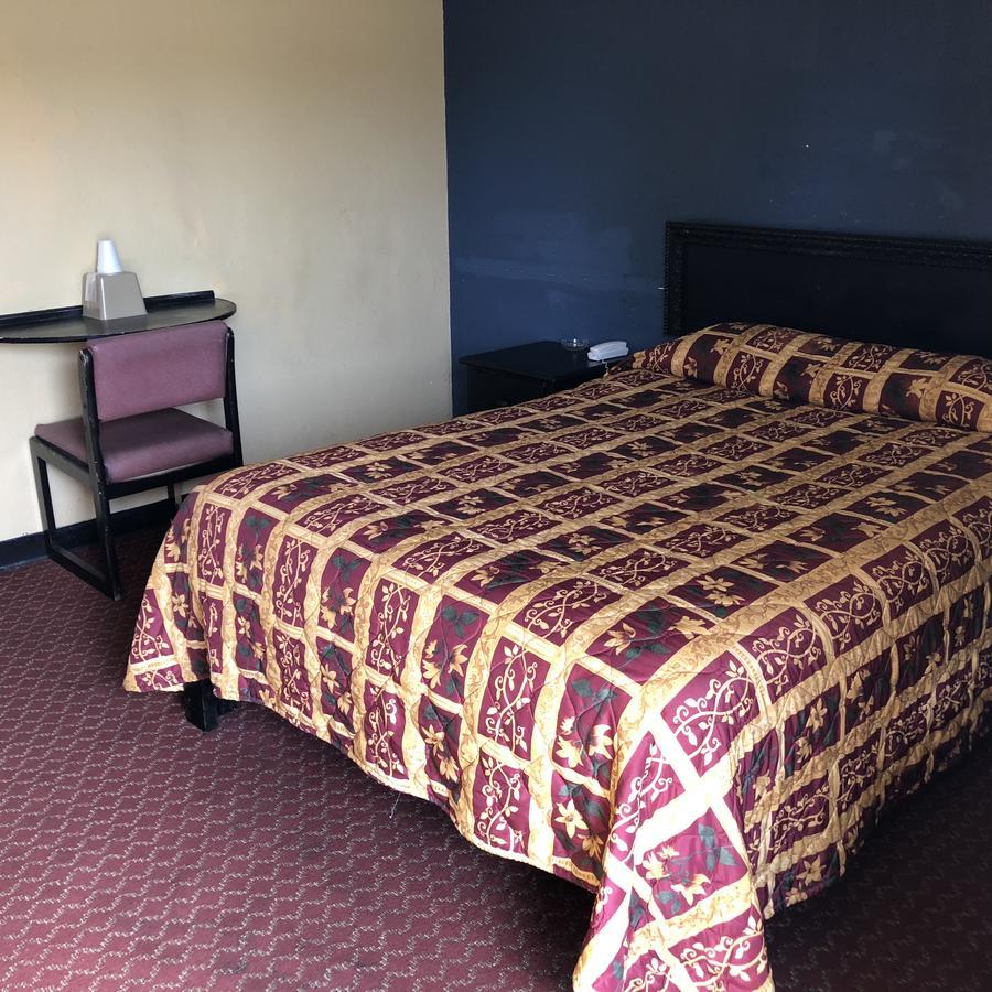 Country Host Inn 特克萨卡纳 外观 照片